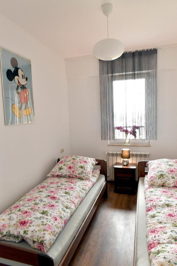 Angels A Apartment Затор Екстериор снимка